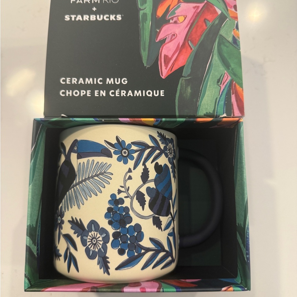 🌴 2025 Starbucks x Farm RIO Venti
Lenco Azulejo 14oz Ceramic Mug NWT/ NIB